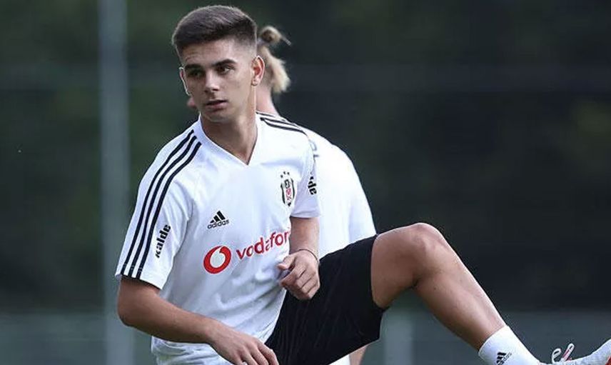 Beşiktaş'ta sezon sonunda Ajdin Hasic ile yolların ayrılmasına karar verildi!