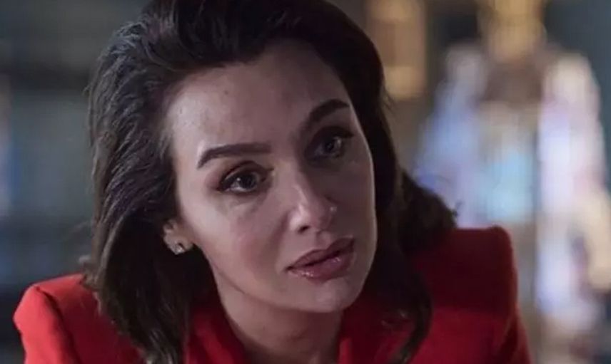 Birce Akalay ünlü oyuncuyla el ele görüntülendi: Aşk orucunu yakışıklı isimle bozdu!