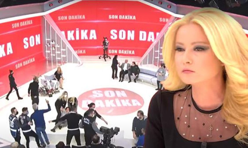 Müge Anlı'da Polisler Stüdyoya Geldi