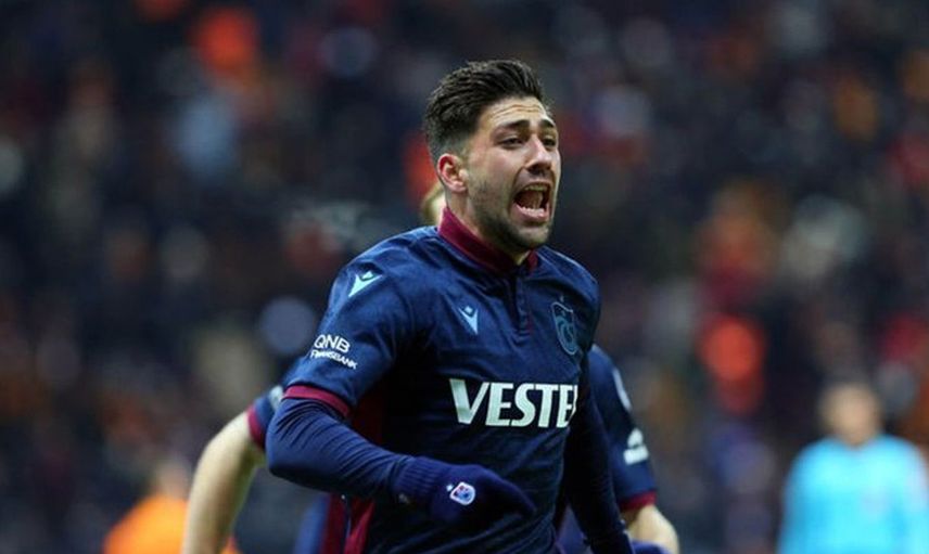 Trabzonsporlu Anastasios Bakasetas'ı Sporting Lizbon transfer etmek istemiş!