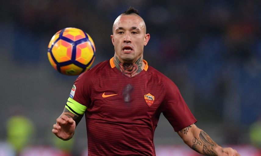 Beşiktaş Radja Nainggolan'ı Kadrosuna Katmak İstiyor!