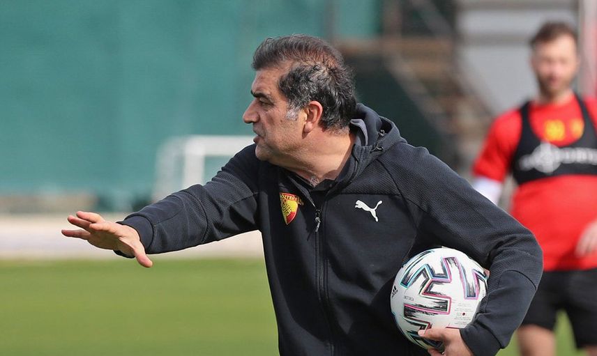 Göztepe'de Ünal Karaman İle Yollar Ayrıldı!
