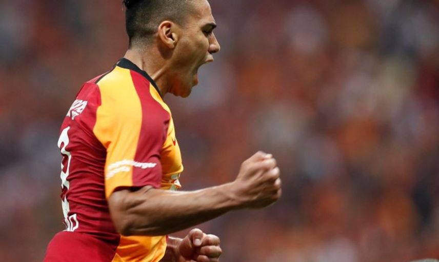 Galatasaray'da Falcao Depremi!