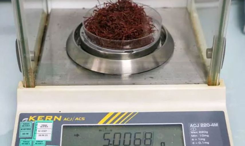 Safranı At Kılı İle Taklit Edip Kilosunu 50 Bin TL'ye Satıyorlar!