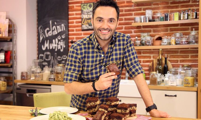 Arda Türkmen baba oldu! Çiftin yeni doğan bebeklerine koydukları isim dikkat çekti