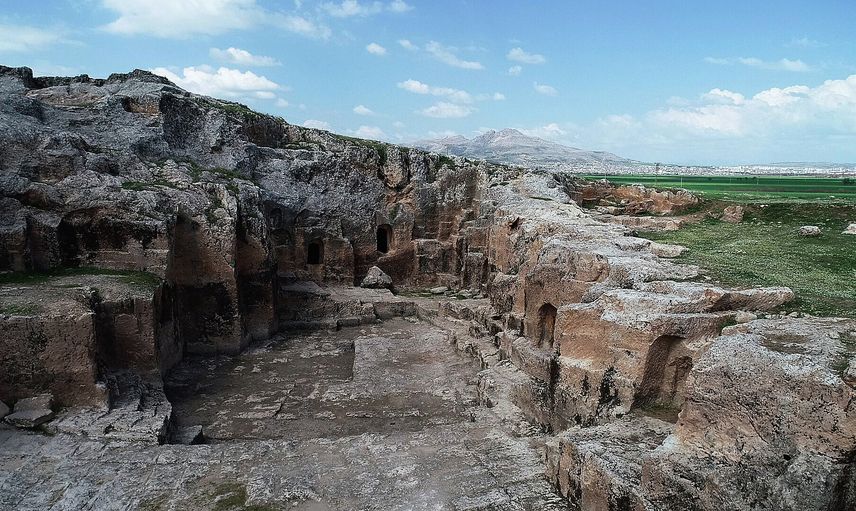 Diyarbakır’da Uygarlık Tarihine Işık Tutan Mağaralarda Kazı Başlıyor