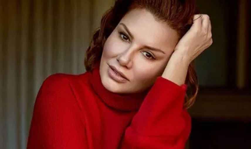 Deniz Seki’ye sahnede ölüm haberi! Kelimeler boğazına düğümlendi
