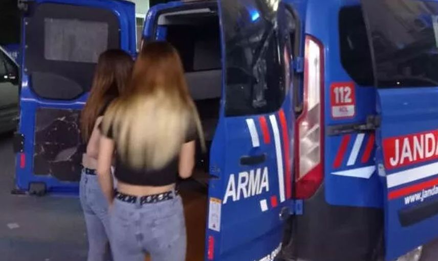 O ilde yaşanan fuhuşa karşı jandarma ekipleri operasyon düzenledi! Kadınları tuzağa düşüren kişilerin itirafları kan dondurdu