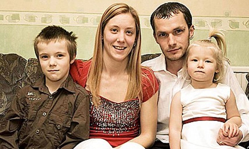 Baba 13 anne 15 yaşındaydı! Şimdiki hallerini görenler tanıyamıyor