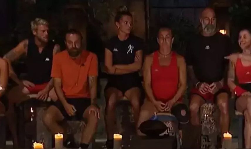Survivor'da o anlar ekranlara verilmedi: Sercan'ın Nefise'ye yaptığı teklif ortalığı karıştırdı!