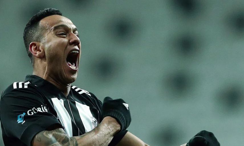 Beşiktaşlı Josef de Souza İçin Ülkesinde Transfer Rekabeti Başladı!