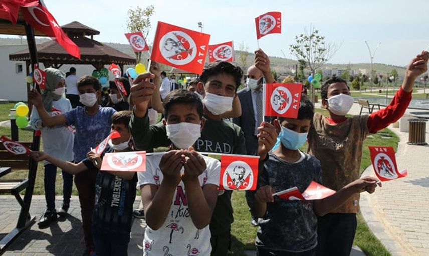 Mehmetçik, Suriyeli Çocuklara Bayram Tadında Gün Yaşattı