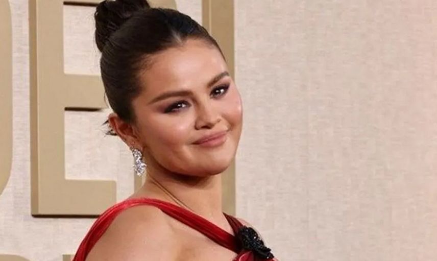 Selena Gomez - Çin ve Rusya