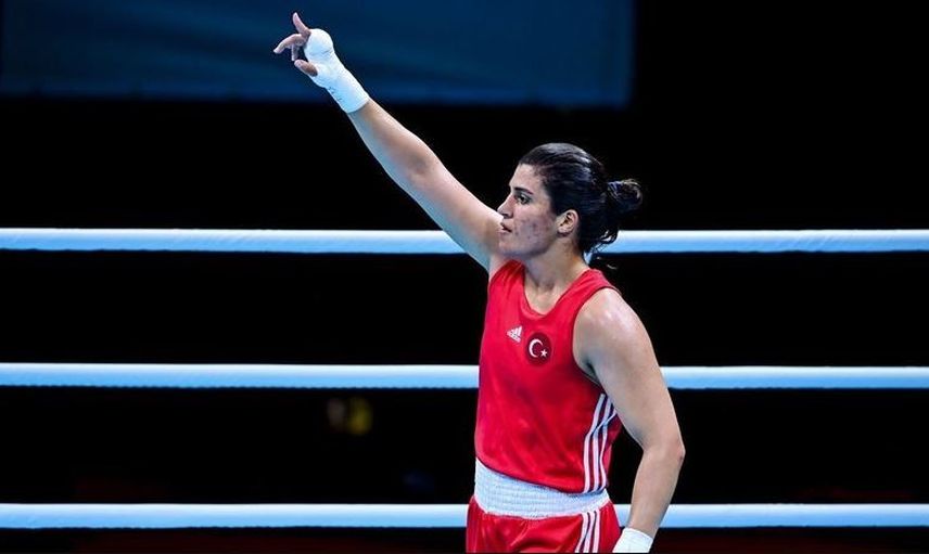 Kerem Bürsin'den Olimpiyat Şampiyonuna Tepki Çeken Hareket!