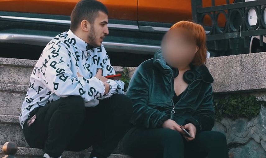 Sosyal medya fenomeninden ahlaksız teklif! Genç kızlara ‘benimkini yer misin’ dedi