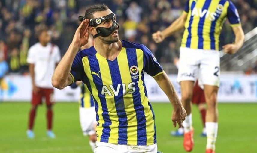 Fenerbahçe'de Serdar Dursun'un İstatistiği Dikkat Çekti!