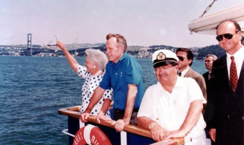 Turgut Özal'ı Kim Neden Zehirledi? Ölümünün Ardından Yıllar Sonra Ortaya Çıkan Gizli Gerçekler ve Eşinin Yaptıkları