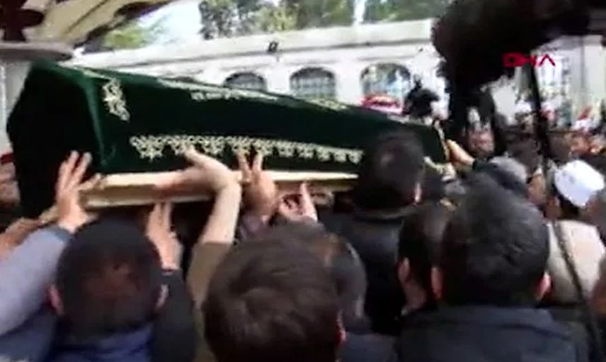 Burhan Çaçan'a son veda! Ünlü ismin cenazesinde yaşananlar gündem oldu