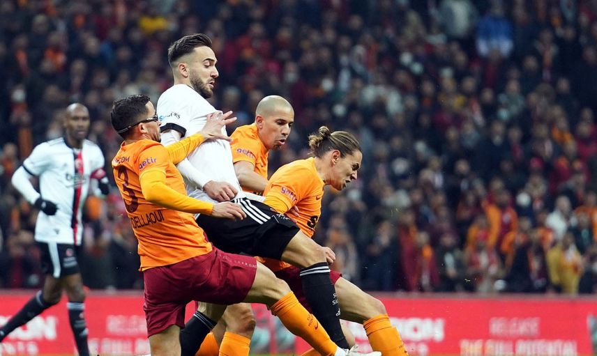 Beşiktaşlı Josef de Souza'dan, Galatasaray hakkında sosyal medyadan çok konuşulan paylaşım!