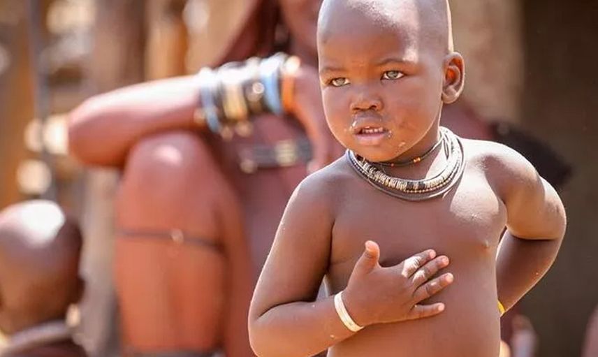 Afrika'da yaşayan kabilenin adetleri ve kuralları hayretler içinde bırakıyor