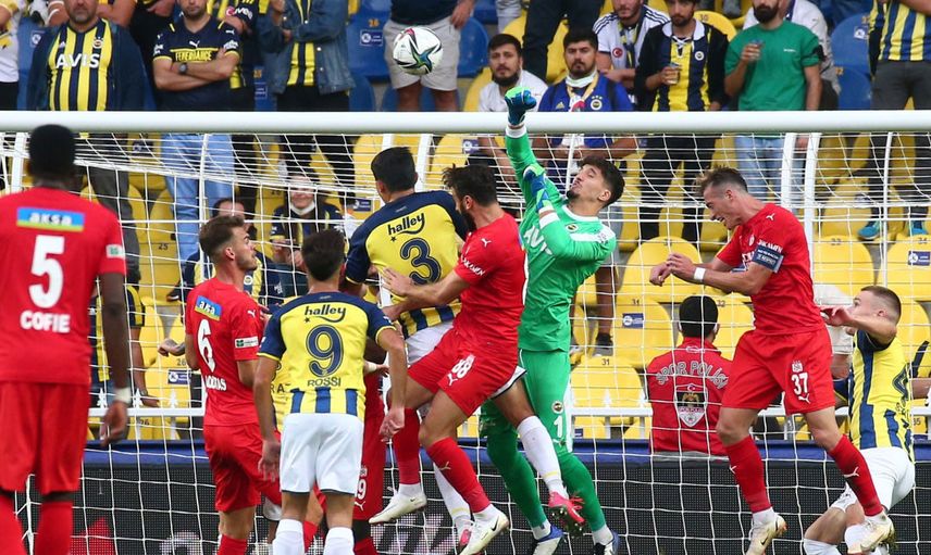 Fenerbahçe Teknik Direktörü Vitor Pereira'dan Sivasspor Maçı Yorumu!
