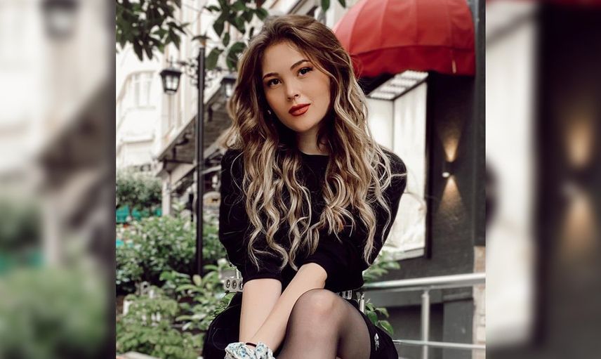 Tiktok’ta fenomen olmuştu, Ceren Yaldız’ın ortaya çıkan fotoğrafları şöhretini bitirecek cinsten