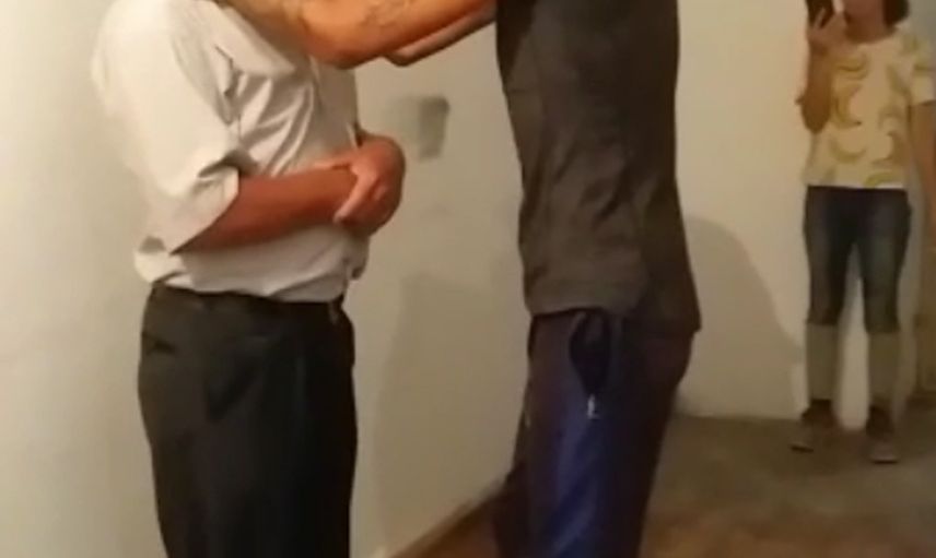 Burdur'da Gençlerin Dövdüğü Yaşlı Adam Konuştu, Olayın İç Yüzü Mide Bulandırıyor!