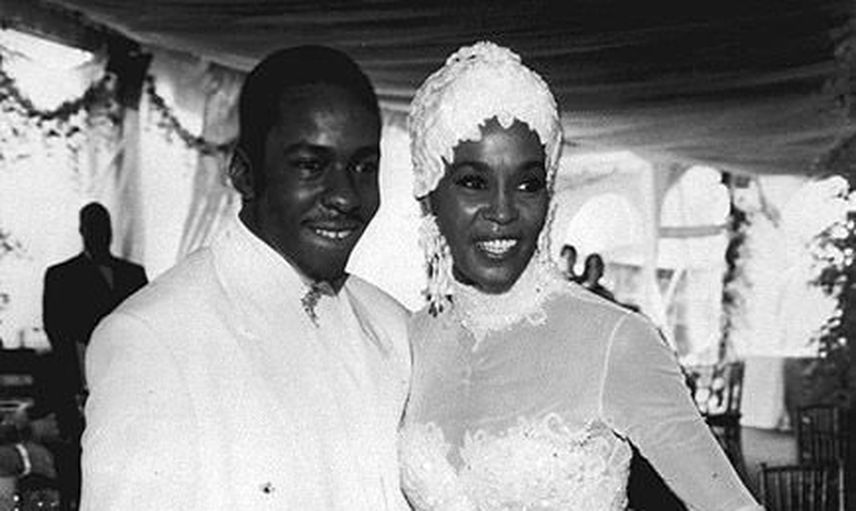 Whitney Houston Kimdir? Whitney Houston Boyu Kaç, Kilosu Kaç, Aslen Nereli, Sevgilisi Kimdir?