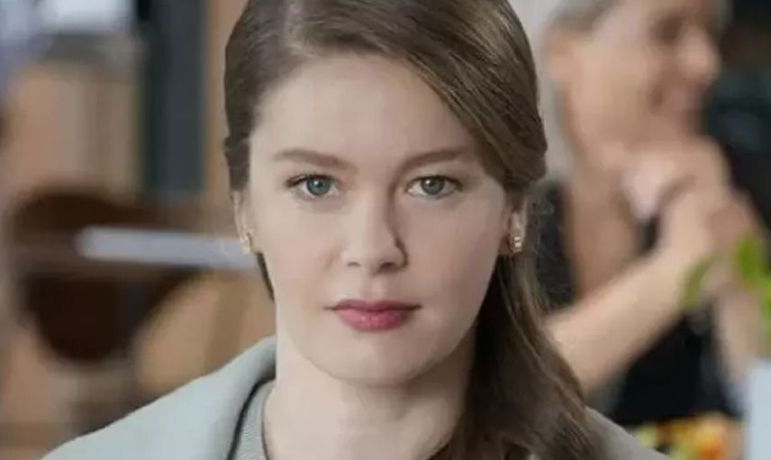 Burcu Biricik'ten hamilelik pozları: Eşiyle göbeklerini yarıştırdı, esprili paylaşımı beğeni topladı!