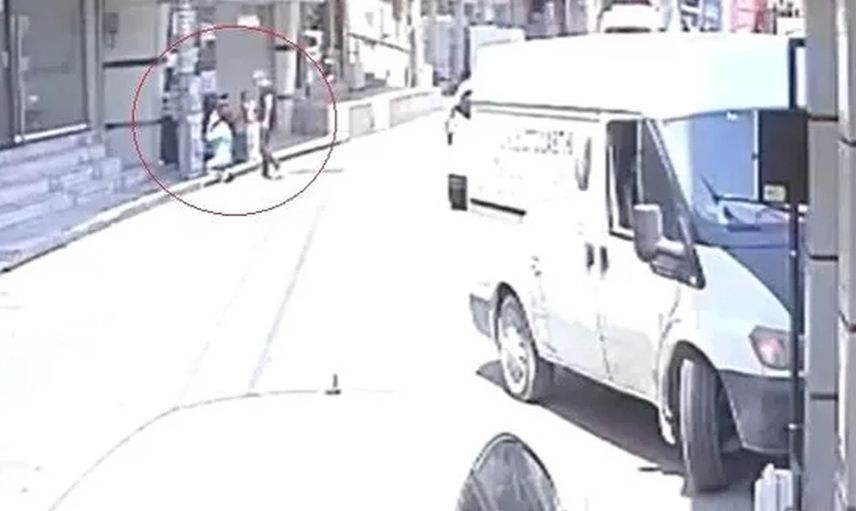 Şüphelenen anne okula gitti