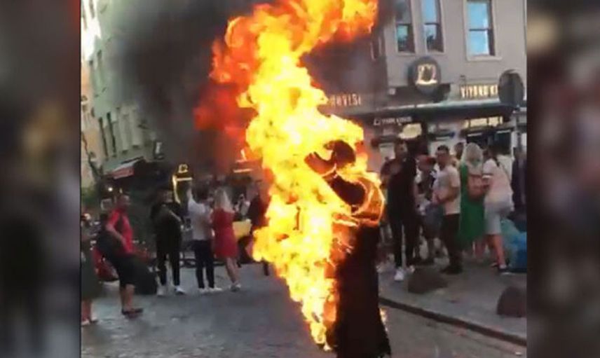İstanbul Galata Köprüsü'nde kendini yakan adam bunu neden yaptı? İşte olayın iç yüzü ve tüm gerçekler!