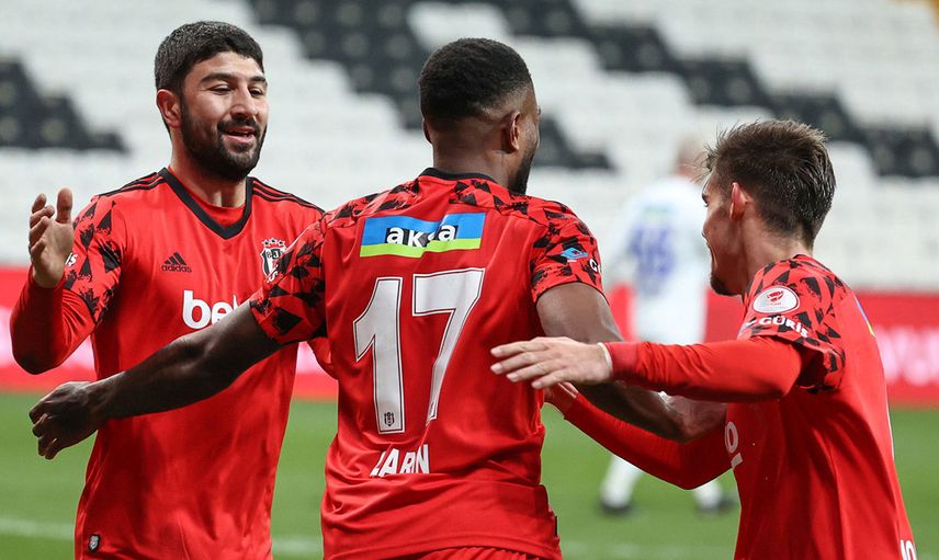 Beşiktaş Cyle Larin'in Bonservisini Belirledi!