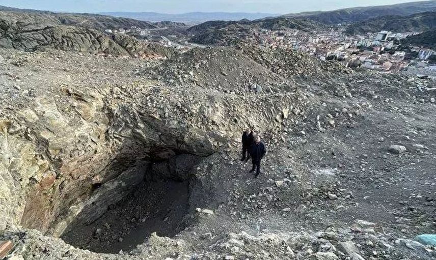 Tesadüfen gezen çoban Fırat Nehri kıyısında bulduğu kalıntıların 1800 yıllık eser olduğu ortaya çıktı!