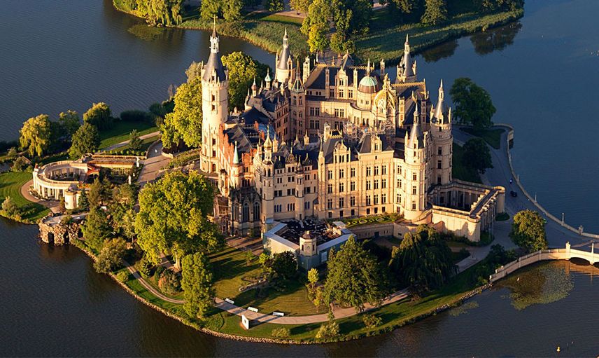 SCHWERIN SARAYI