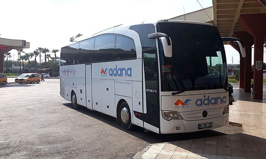 Antalya'da Dinlenmek İçin Bagaja Yatan Otobüs Şoförü Ölü Bulundu