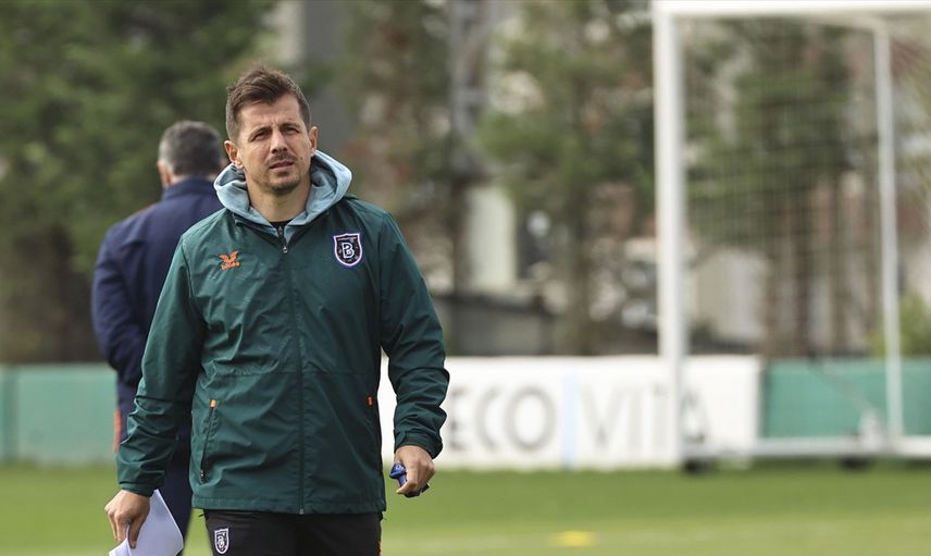 Galatasaray ve Başakşehir Mahir Emreli'nin Transferi İçin Rekabete Girdi!