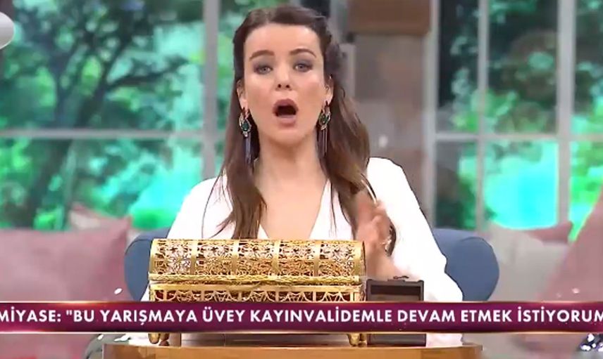 Gelinim Mutfakta yarışmasında gergin anlar! Nursel Ergin ağlayarak stüdyodan kaçtı
