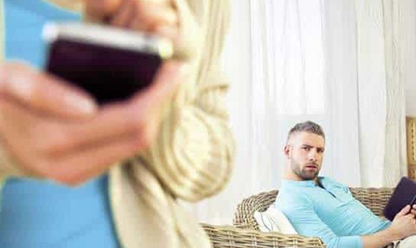 Erkekler dikkat! Eşinizin sizi aldatıp aldatmadığını bu yöntemle öğrenebilirsiniz