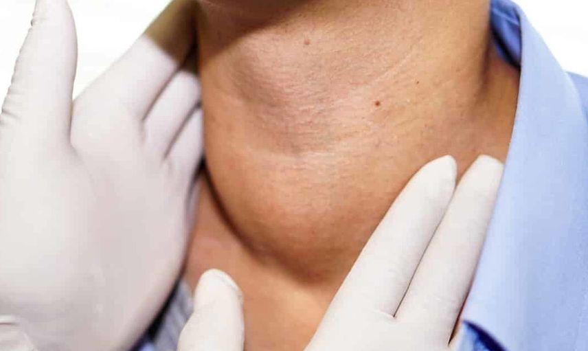 Boynunu gören uzmanlar dondu kaldı: Denizli'de ilginç olay! Doktor korkusuyla hastaneye gitmeyince...