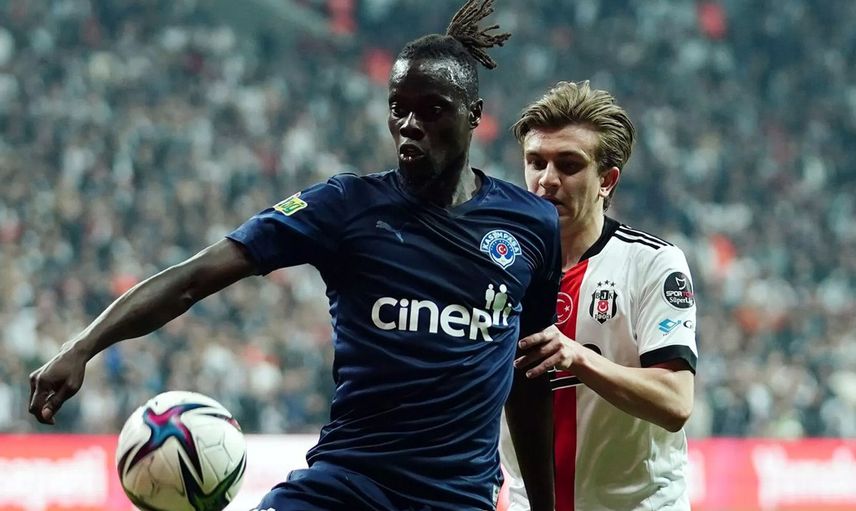 Önder Özen, Kasımpaşa mağlubiyeti sonrası Beşiktaş'ın oynamak istediği oyunun uygun bir oyun olmadığını söyledi