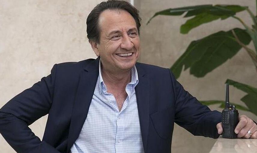 Babasını kaybetti