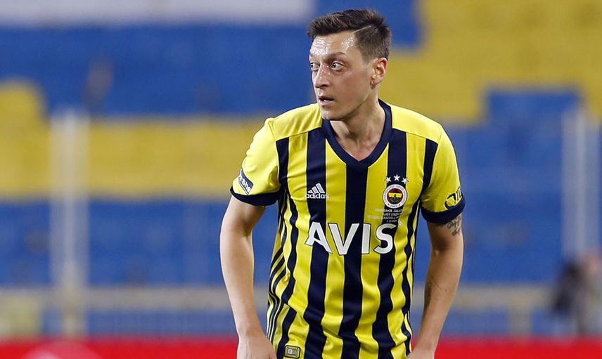 Fenerbahçeli Mesut Özil'i Endonezya'dan Transfer Etmek İstiyorlar!