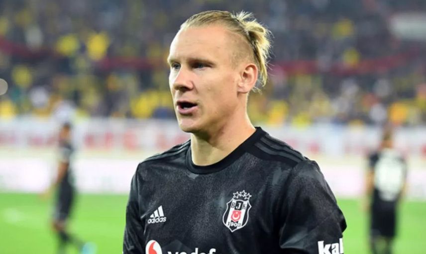Beşiktaş Domagoj Vida'nın Trabzonspor'a Transfer Olacağı Yönünde Çıkan Haberleri Yalanladı