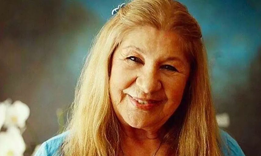Usta sanatçı Ayla Algan'ın cenaze törenine ünlü akını: Hayatımın değişmesine vesile olmuştu
