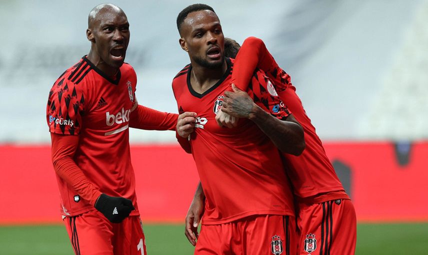 Beşiktaşlı Cyle Larin'e Marsilya Talip Oldu!