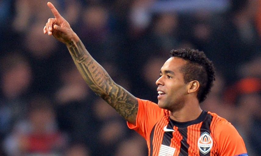 Beşiktaş Alex Teixeira Transferini Bitirdi!