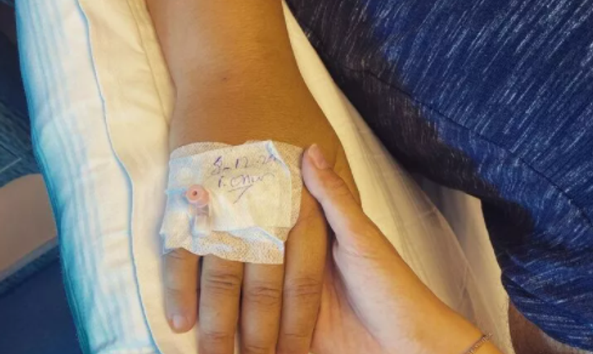 Eser Yenenlerin Sağlık Durumunu Eşi Berfu Yenenler Sosyal Medyadan Paylaştı