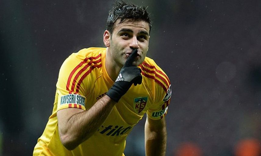 Kayserispor Deniz Türüç Transferinde Anlaşmayı Sağladı!