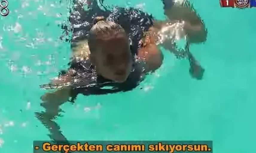 Survivor Yunus Emre rahat durmuyor: Uzak dur uyarıları işe yaramıyor! Aleyna'yı elinden tutup kendine doğru çekti ve...