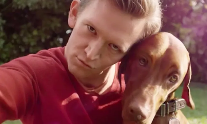 Kedi ve Köpekle Selfie Çekmeyi Nasıl Kolaylaştırırız?